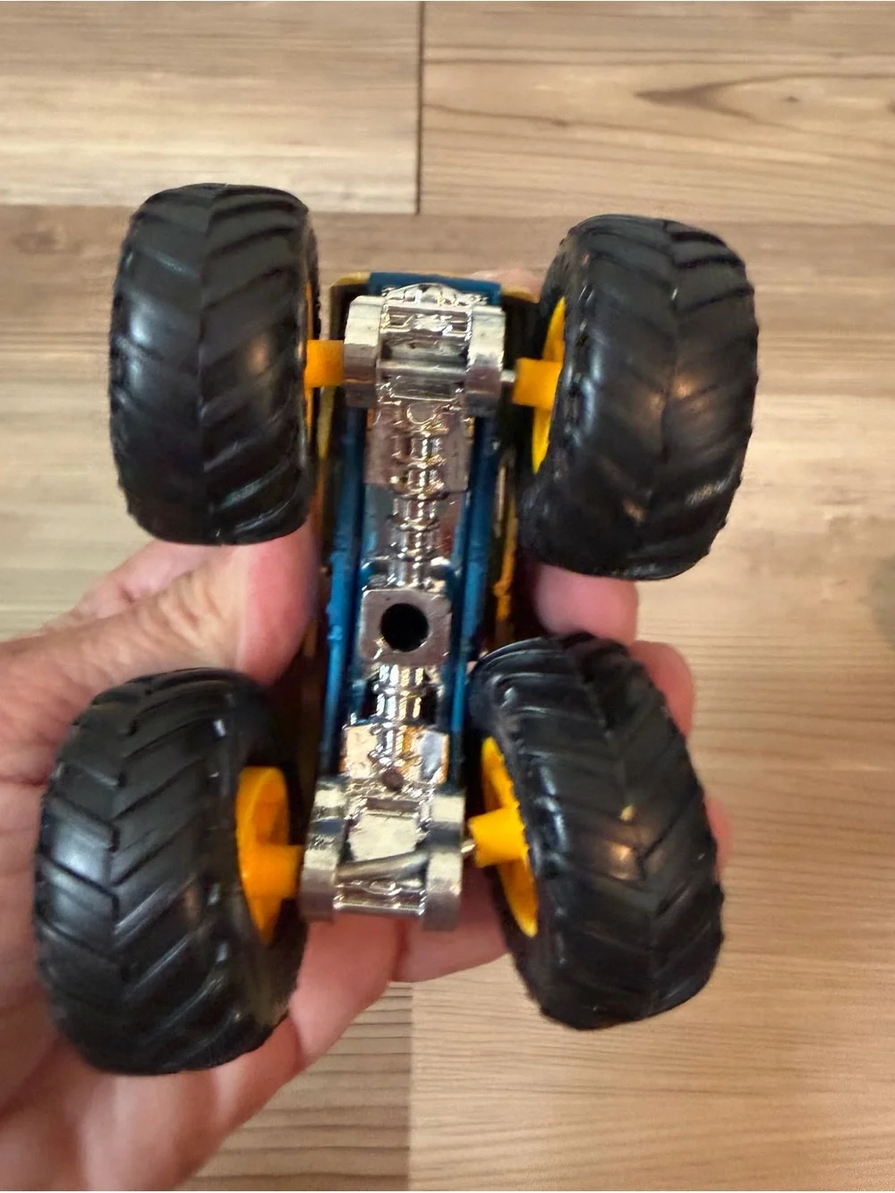 Hot Wheels durable chassis
